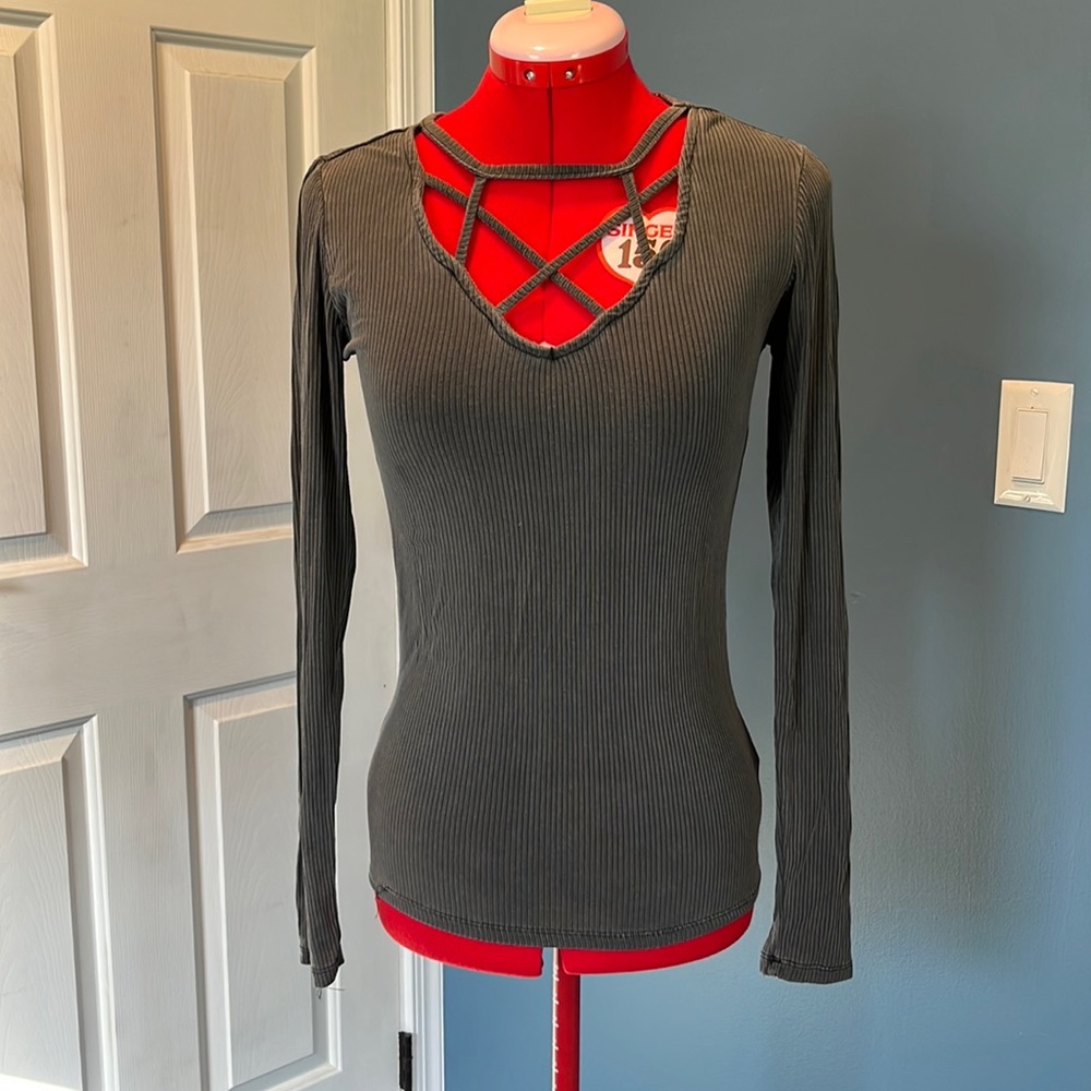 Long sleeve ribbed top